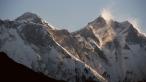 Raňajší Mount Everest a Lhotse